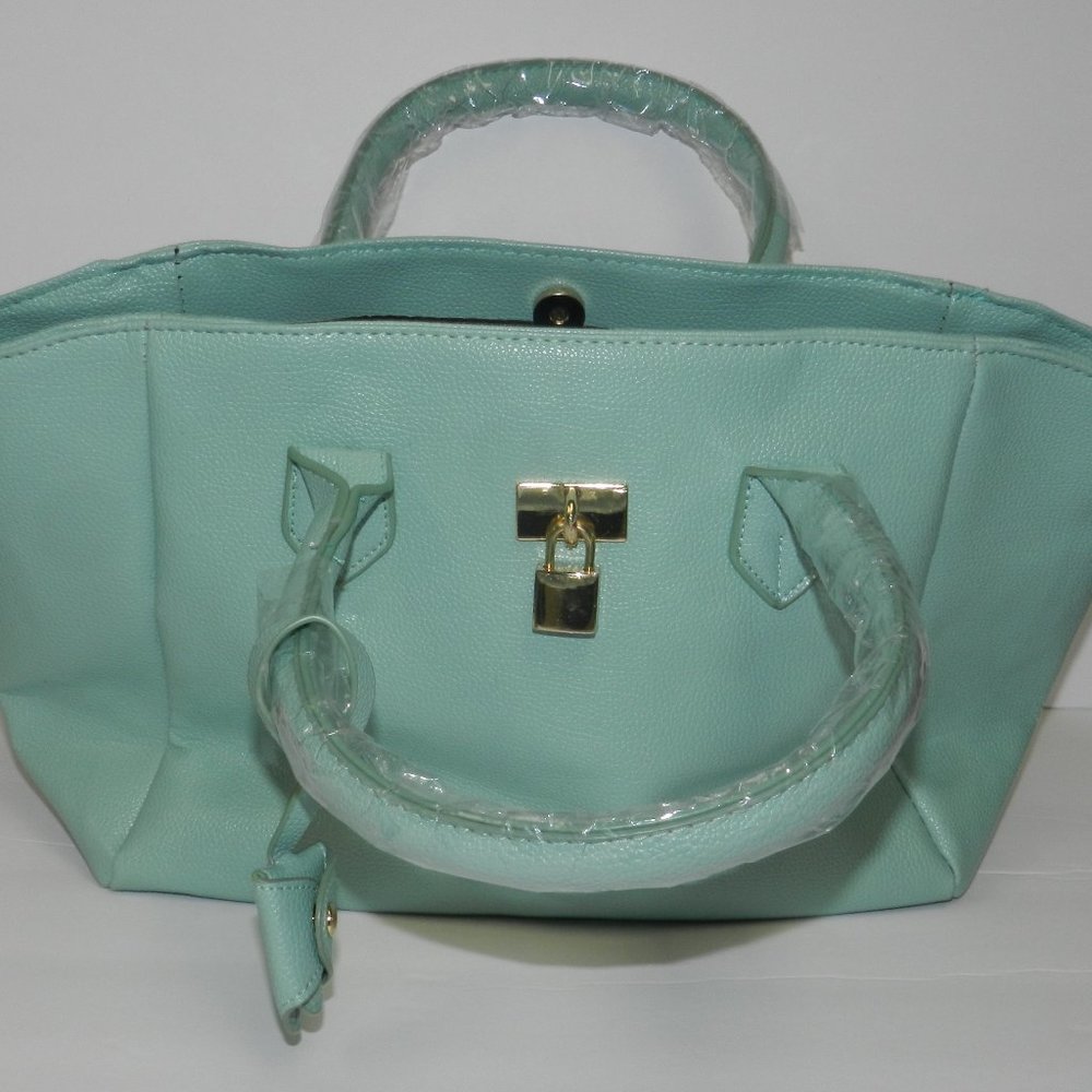 Woman's Handbag